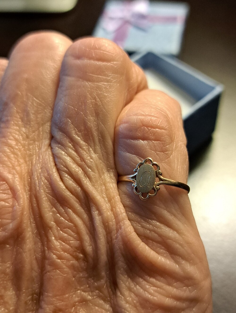 10K Yellow Gold Signet Ring - Picture 3 of 5